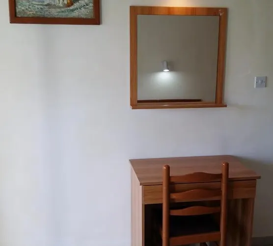 Kkaras 3 Star Hotel 2*