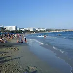 Kkaras 3 Star Hotel
