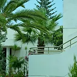 Hotel Kkaras 3 Star 2*