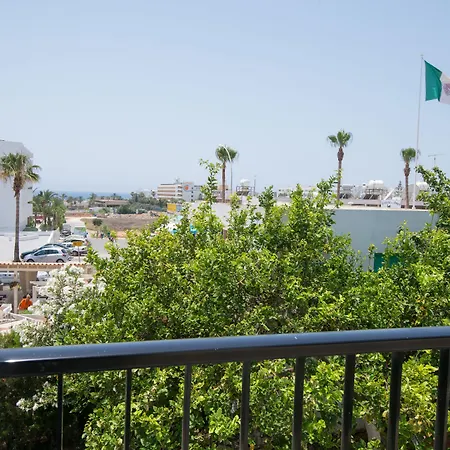 Kkaras 3 Star 酒店