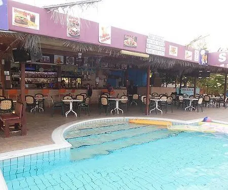 酒店 Kkaras 3 Star 2*