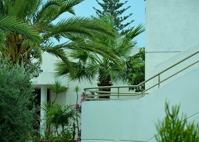 Hotell Kkaras 3 Star 2*