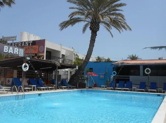 Hotel Kkaras 3 Star 2*